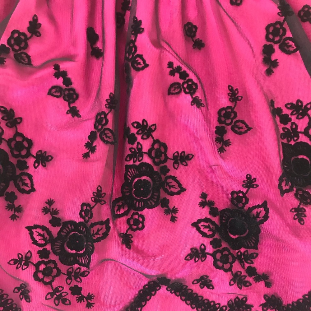 Girls dress - Picture 3 of 5